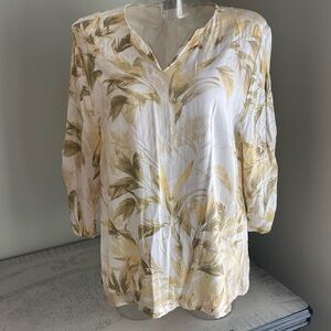 EUC Chicos tropical print popover top. 100% Viscose. Chicos 3 ( US SZ 16/large)